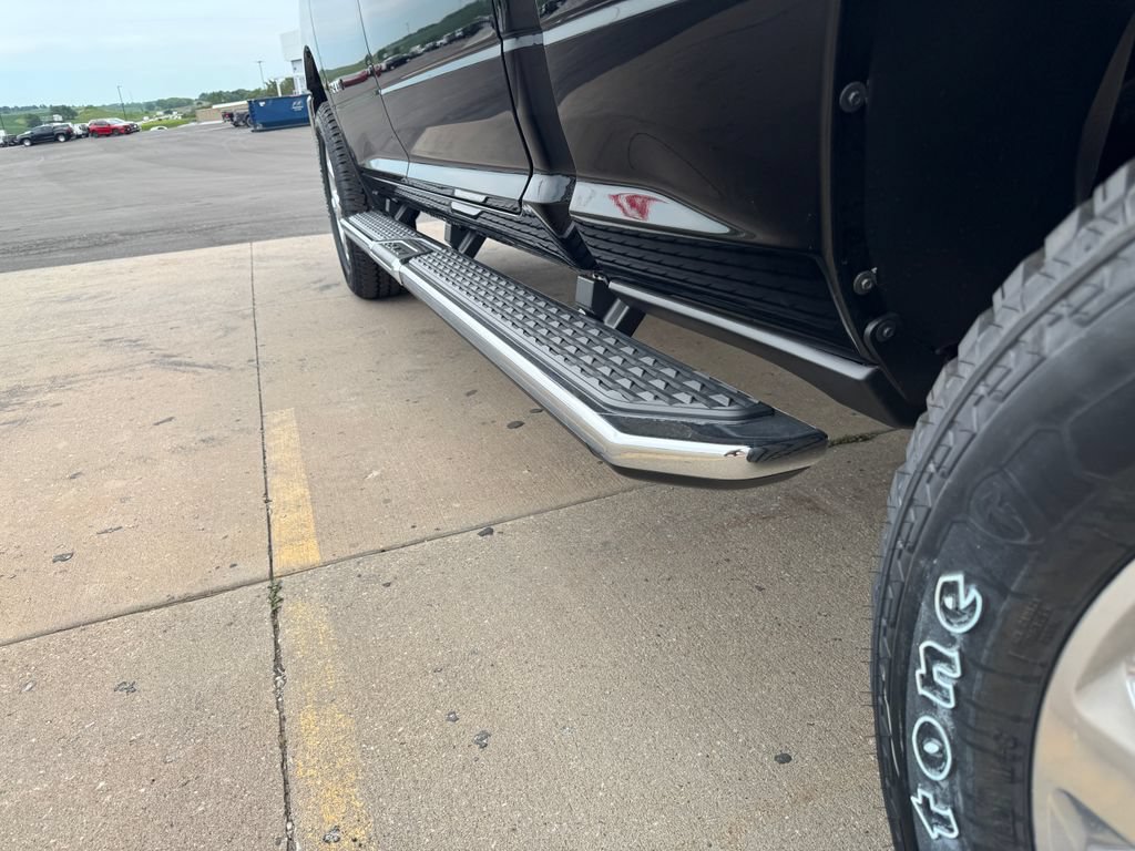 New 2026 RAM 2500 Laramie AWD/4WD image 15