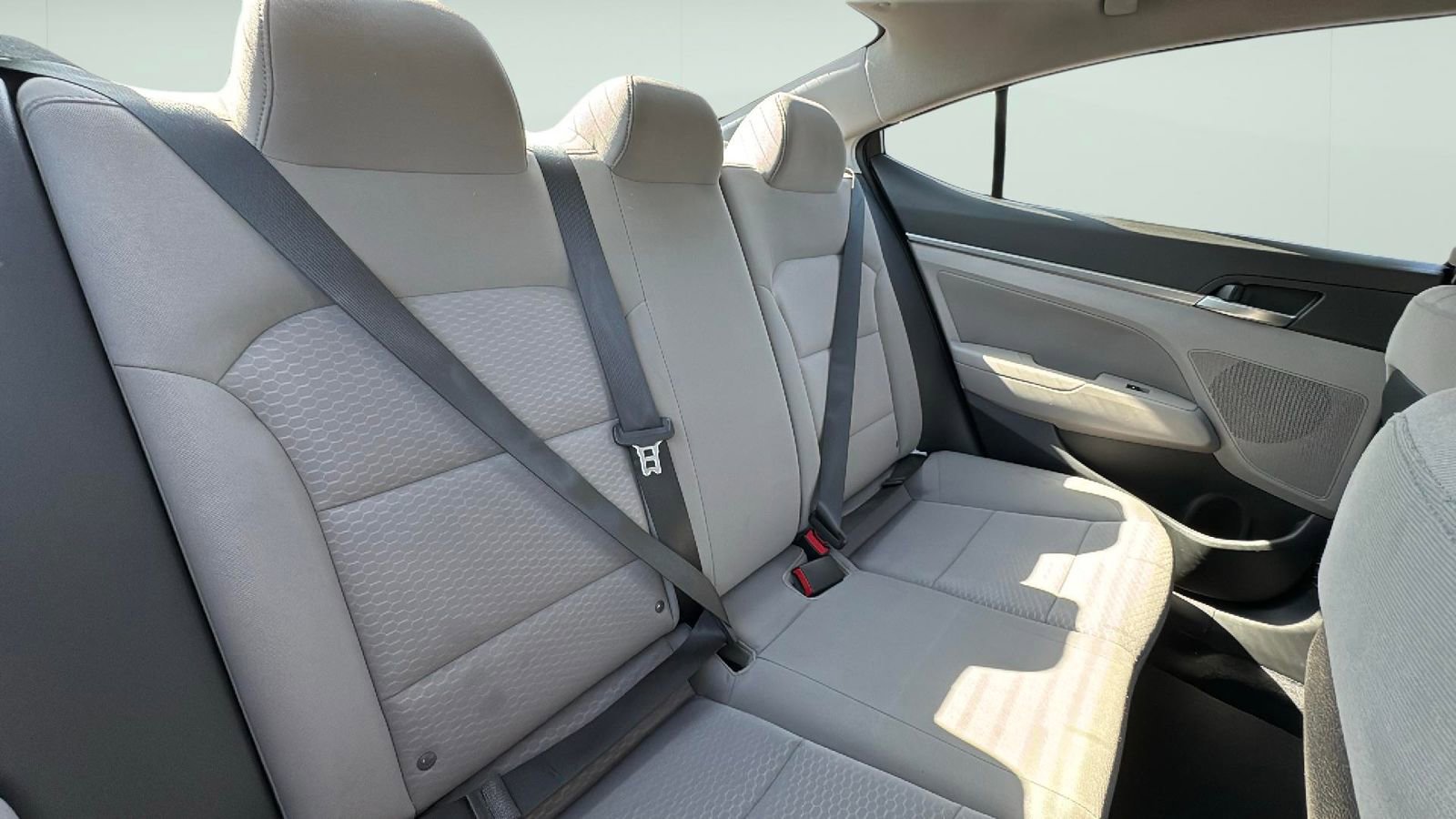 Used 2020 Hyundai Elantra Value Edition FWD image 26