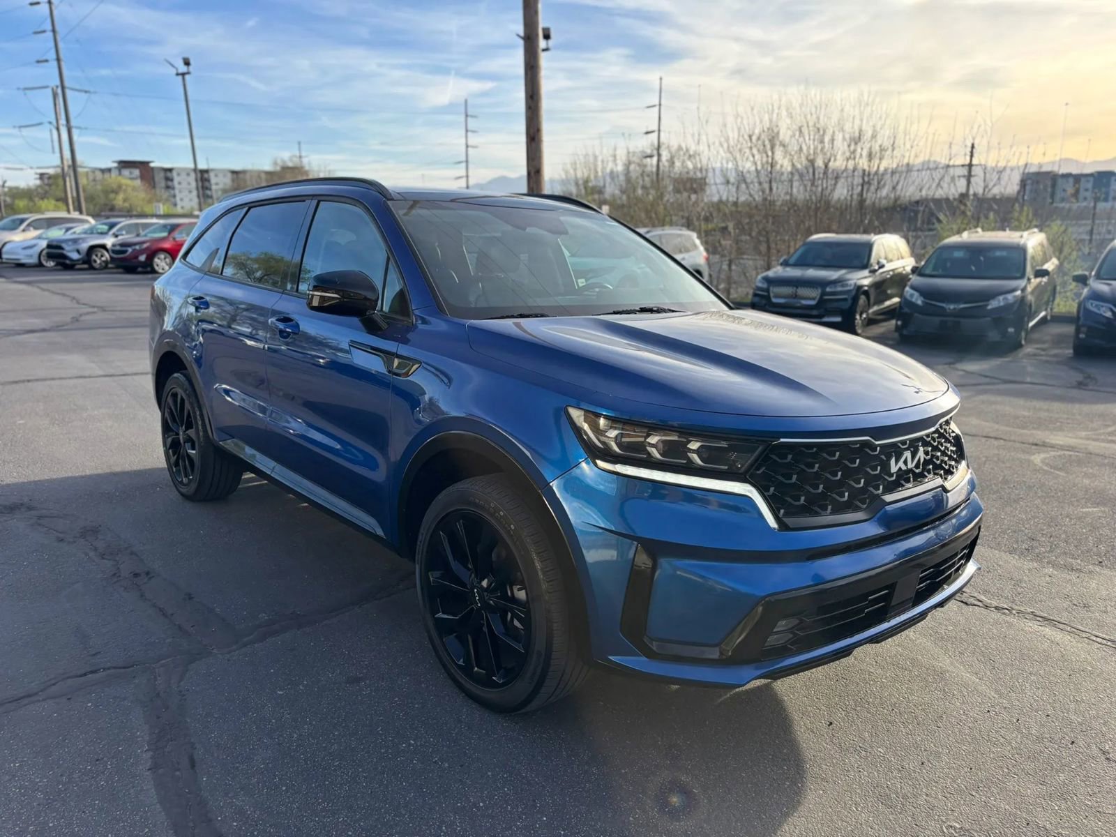 Used 2022 Kia Sorento SX image 3