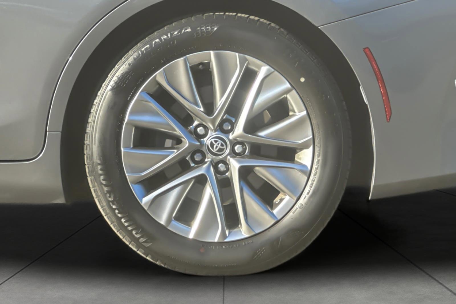 Used 2022 Toyota Mirai XLE w/ Advanced Technology Package image 24