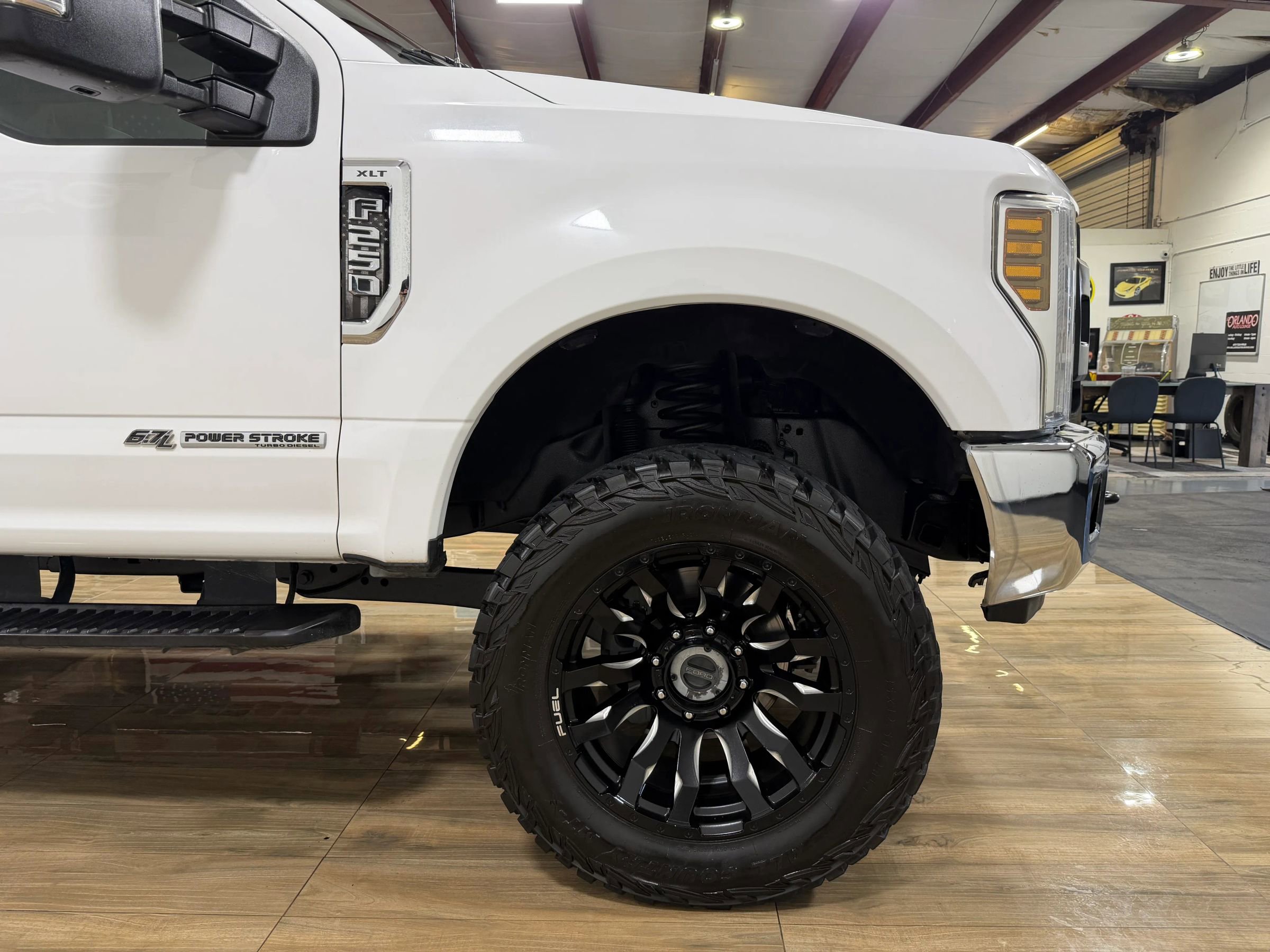 Used 2019 Ford F250 XLT AWD/4WD image 4