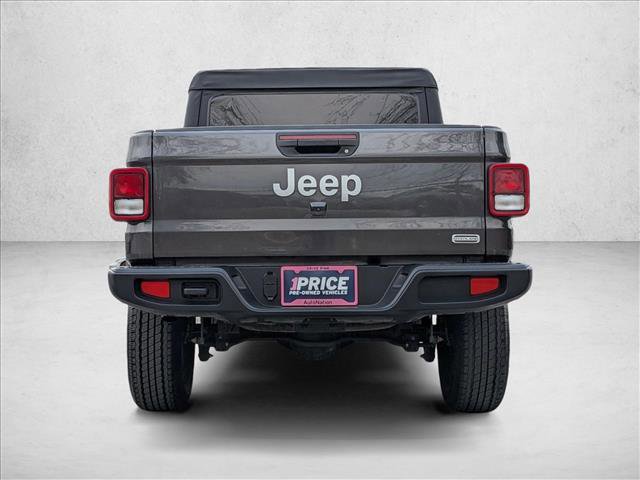 Used 2023 Jeep Gladiator Overland AWD/4WD image 6