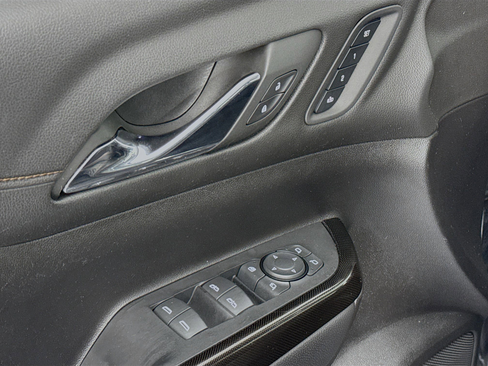 Used 2023 GMC Acadia AT4 w/ Technology Package image 17