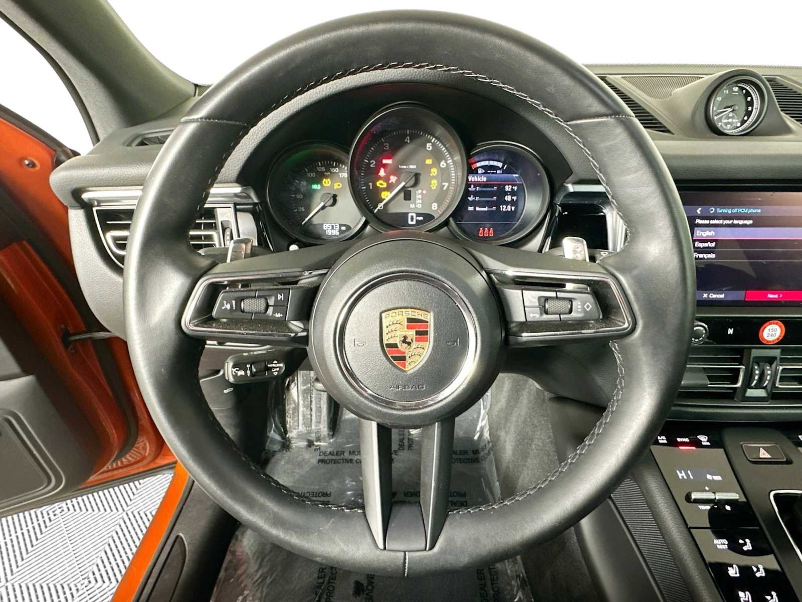 Certified 2024 Porsche Macan AWD/4WD image 12