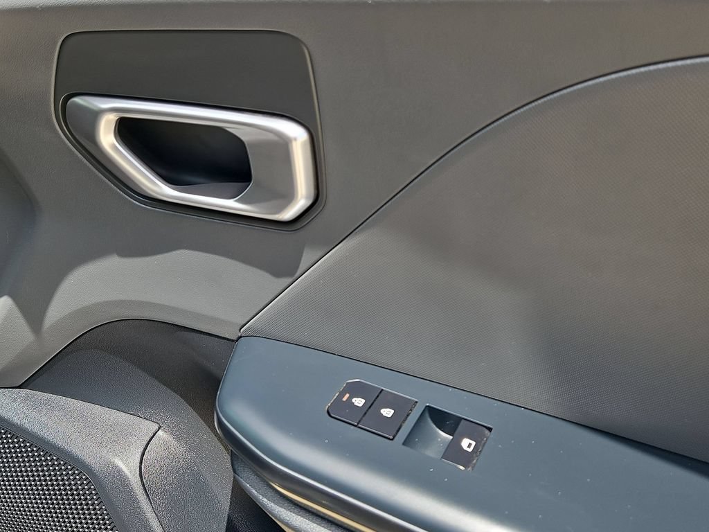 Used 2025 Kia K4 FWD image 34