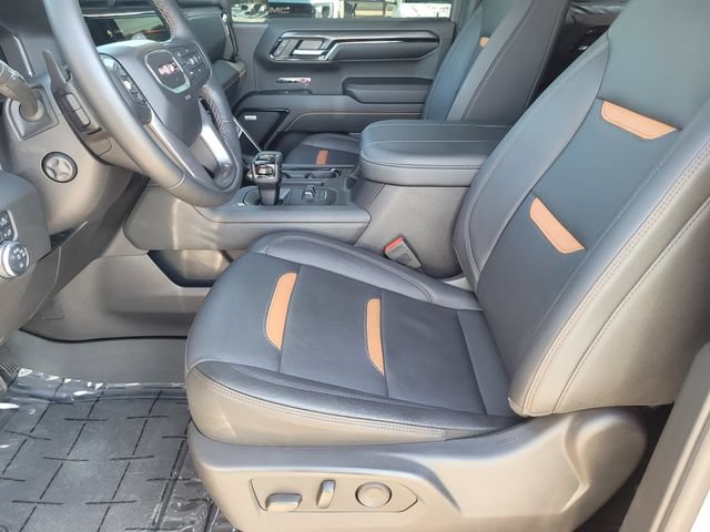 Used 2024 GMC Sierra 1500 AT4 w/ Technology Package AWD/4WD image 23