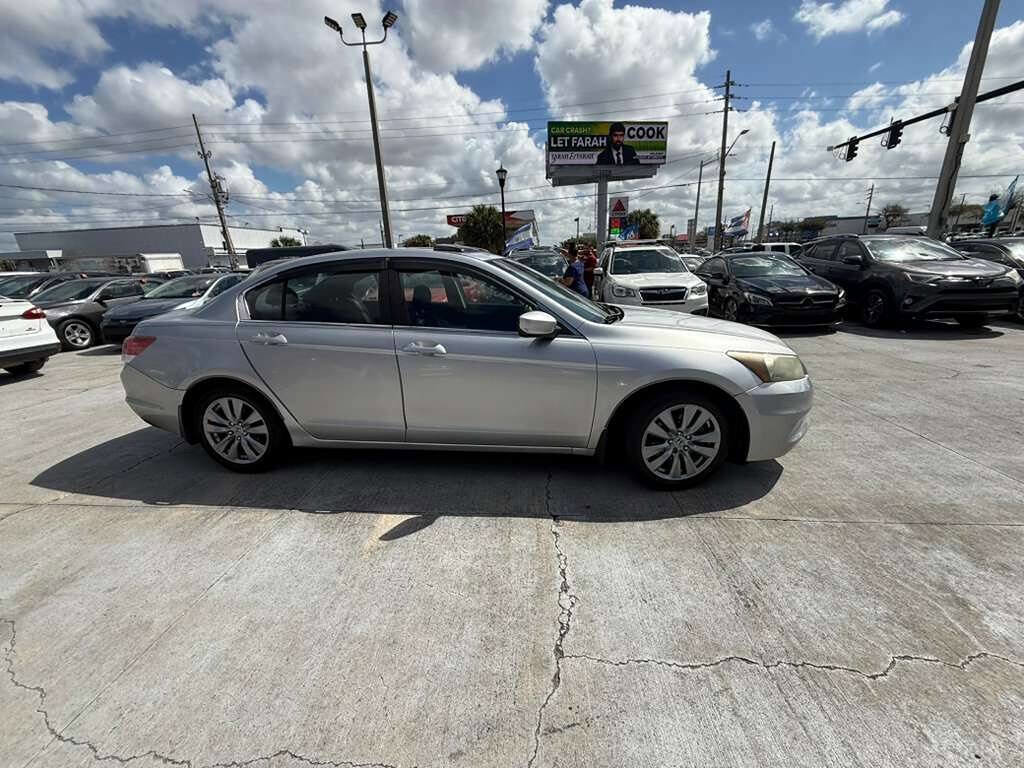 Used 2012 Honda Accord EX image 2
