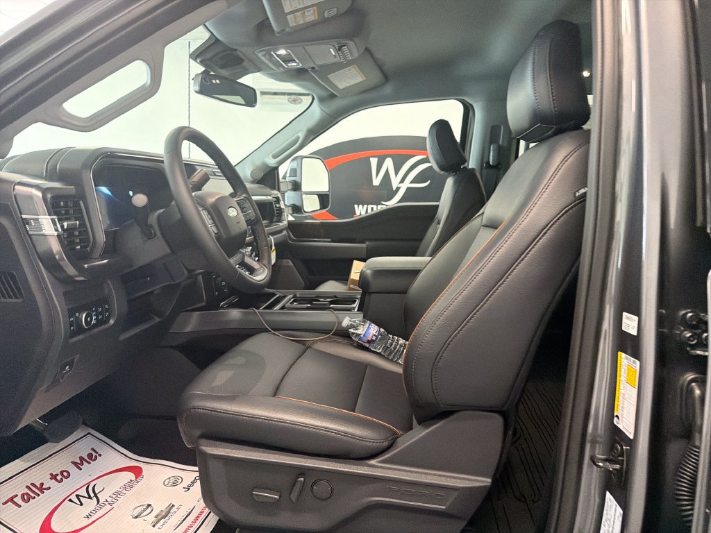 New 2027 Ford F250 Lariat w/ Black Appearance Package AWD/4WD image 10