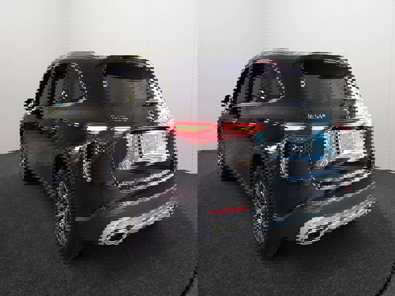 New 2026 Mercedes-Benz GLC 300 4MATIC image 4