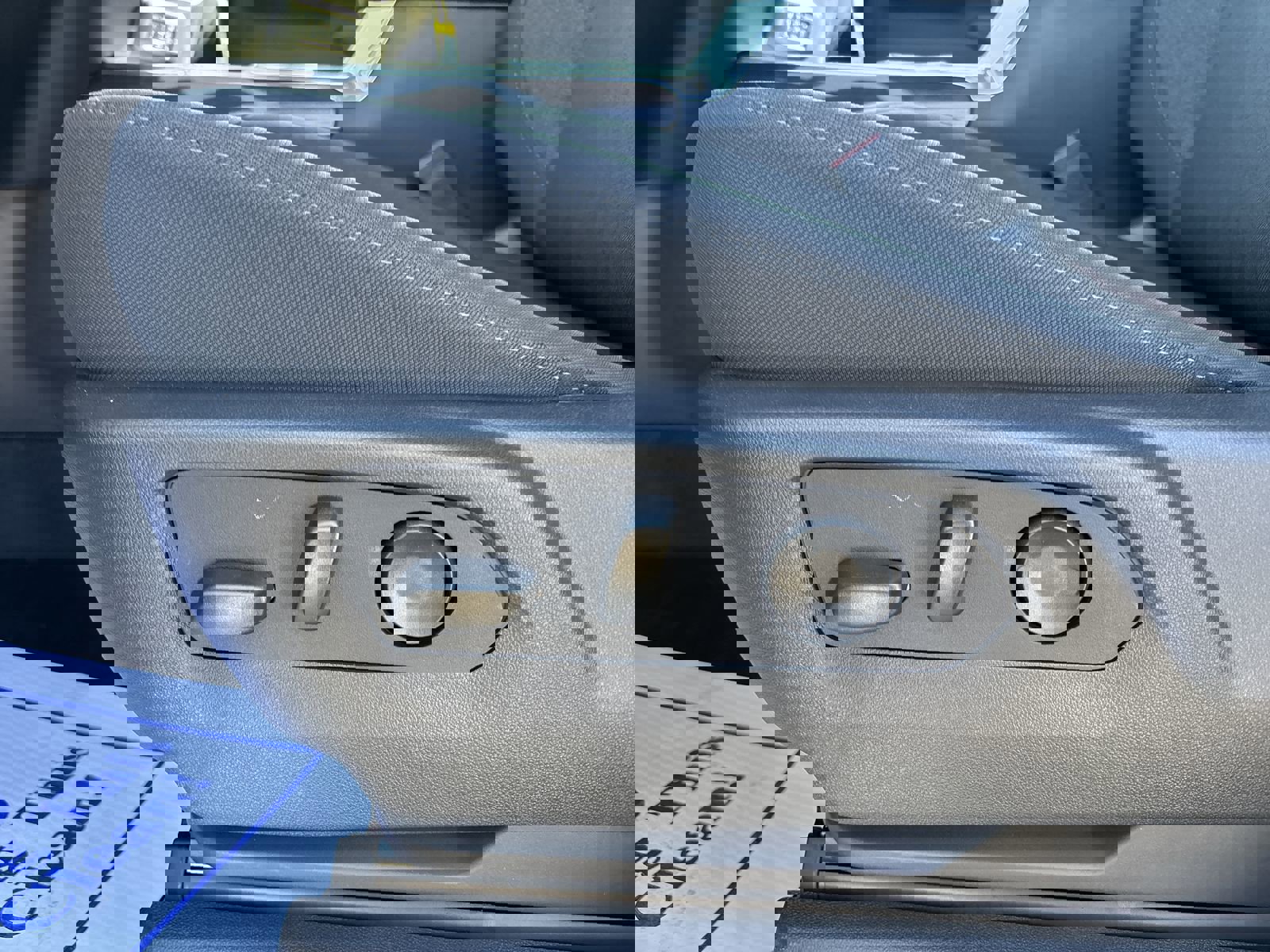 New 2026 Chevrolet Silverado 3500 LT w/ Convenience Package image 15