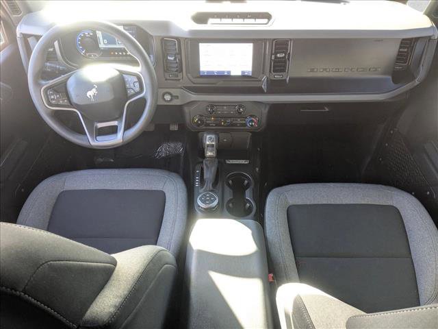 Used 2023 Ford Bronco w/ Sasquatch Package image 16