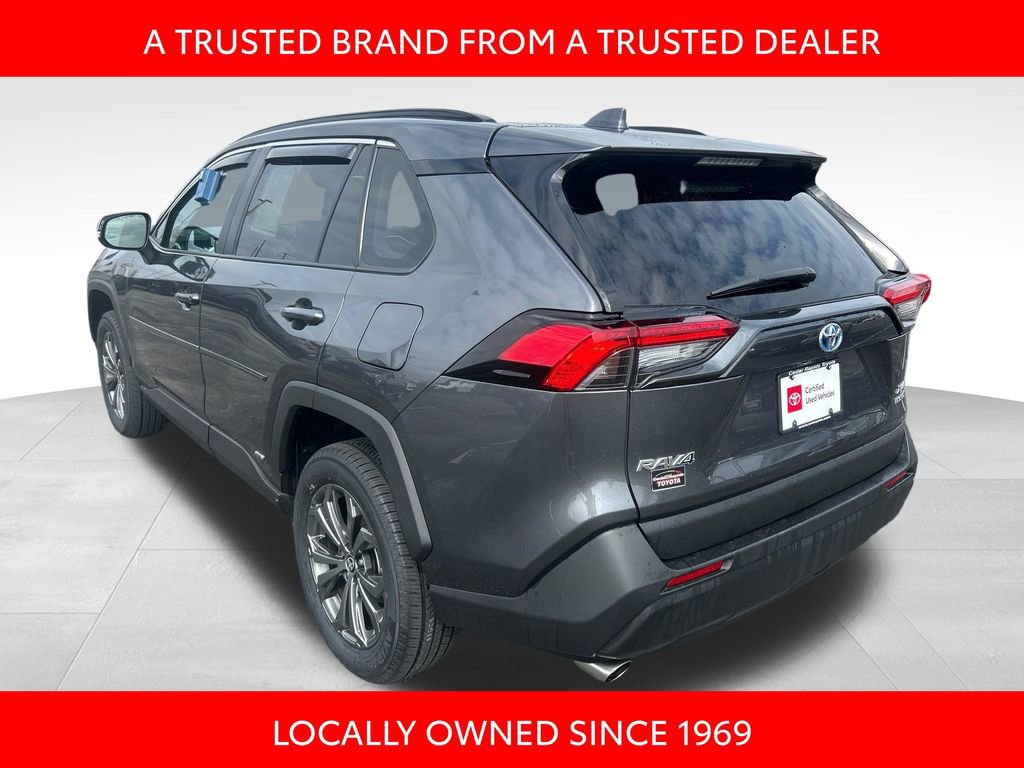 Certified 2022 Toyota RAV4 XLE Premium image 4
