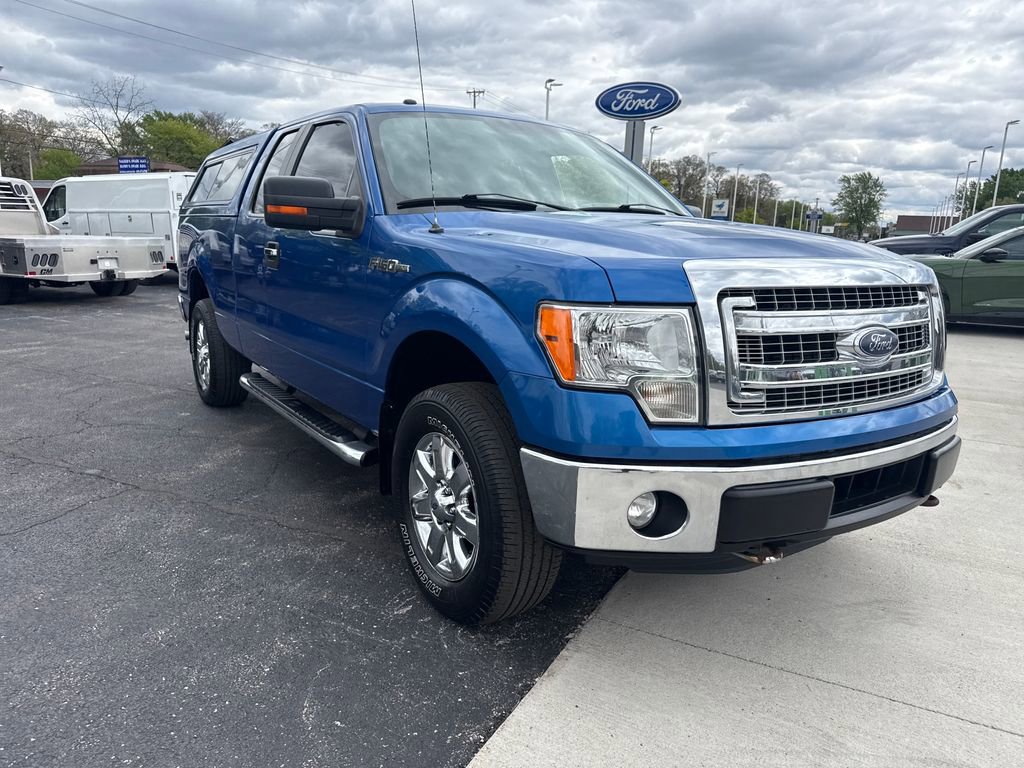 Used 2014 Ford F150 XLT w/ XLT Chrome Package AWD/4WD image 4