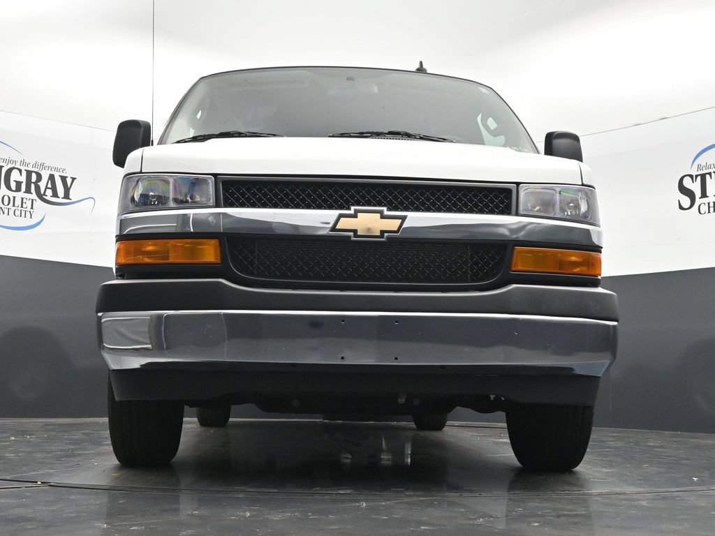 Certified 2025 Chevrolet Express 2500 w/ Driver Convenience Package RWD image 27