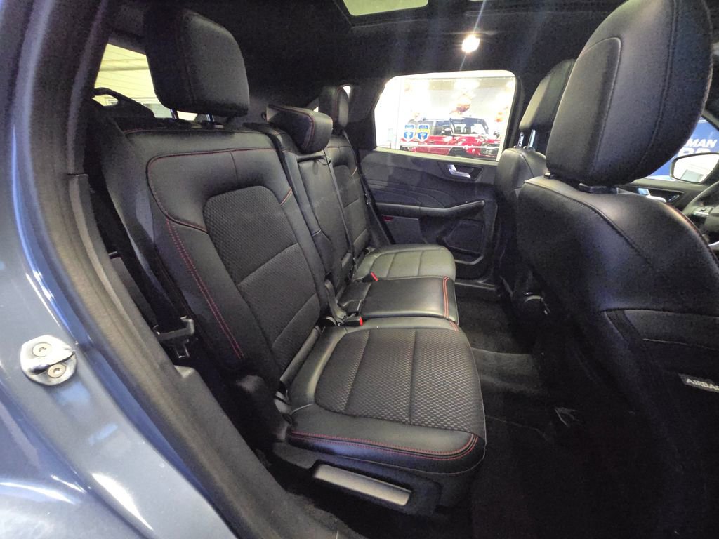 Used 2023 Ford Escape ST-Line w/ Tech Pack #1 image 24