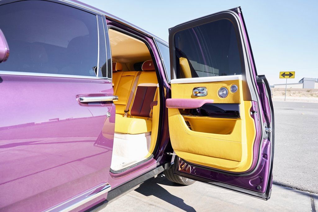 Used 2025 Rolls-Royce Cullinan AWD/4WD image 30