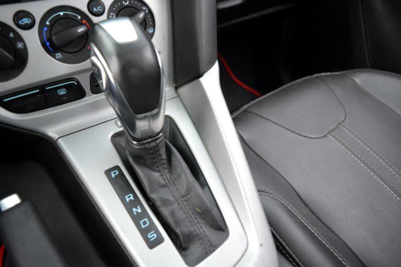 Used 2014 Ford Focus SE w/ Equipment Group 201A image 25