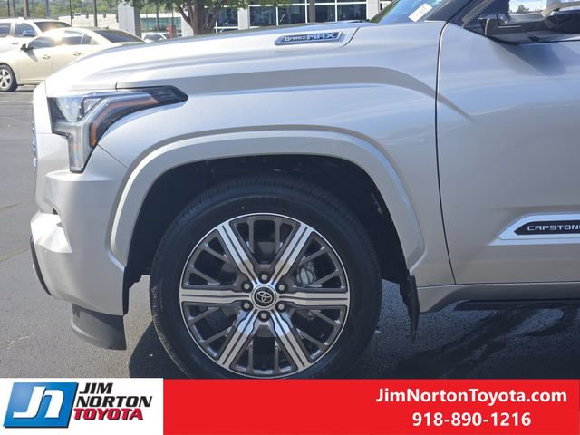 Used 2023 Toyota Sequoia Capstone AWD/4WD image 9