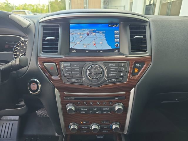 Used 2019 Nissan Pathfinder Platinum image 21