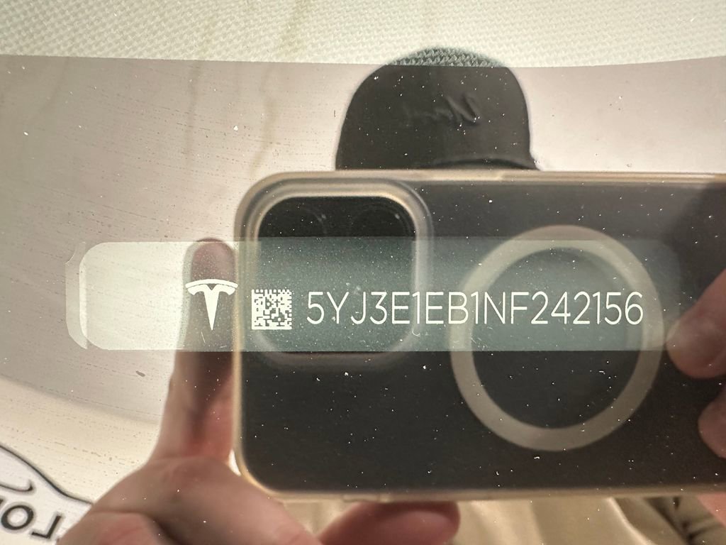 Used 2022 Tesla Model 3 Long Range AWD/4WD image 36