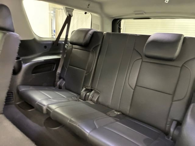 Used 2019 GMC Yukon XL SLT w/ Graphite Performance Edition AWD/4WD image 18