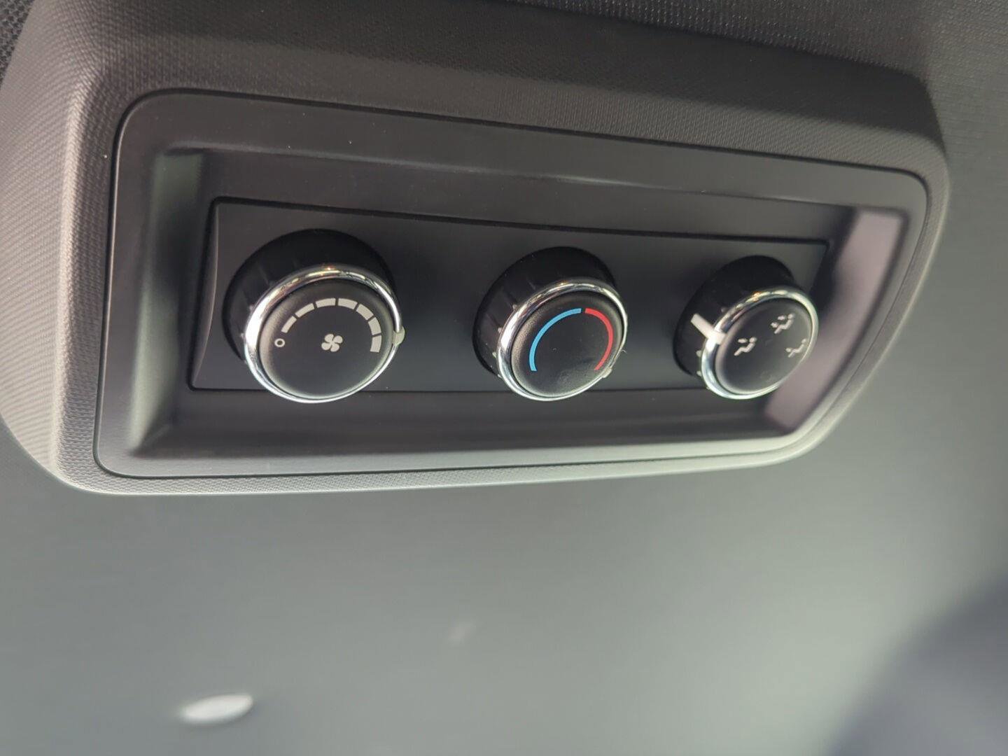 Used 2019 Dodge Grand Caravan SXT image 22