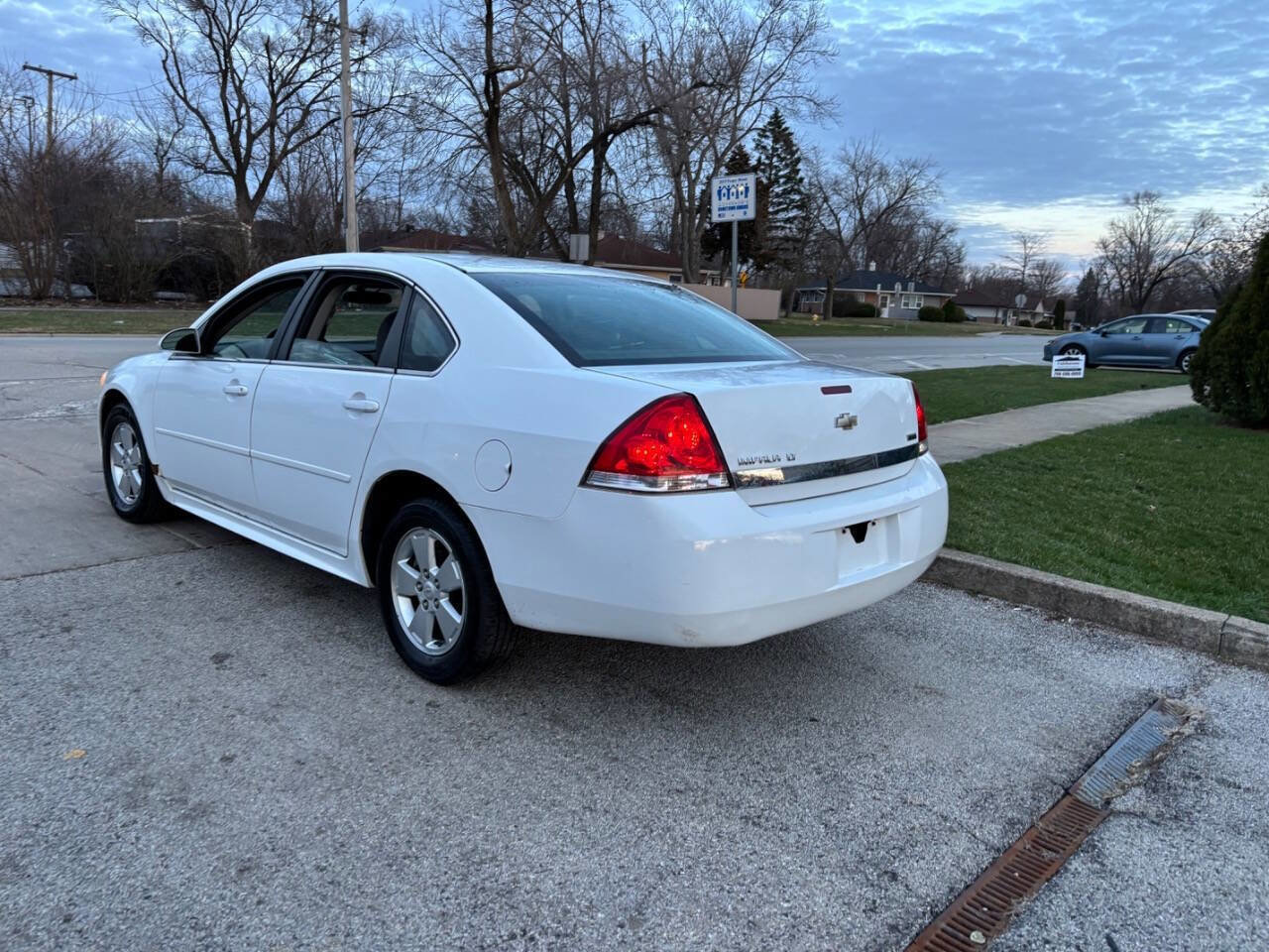 Used 2011 Chevrolet Impala LT image 4