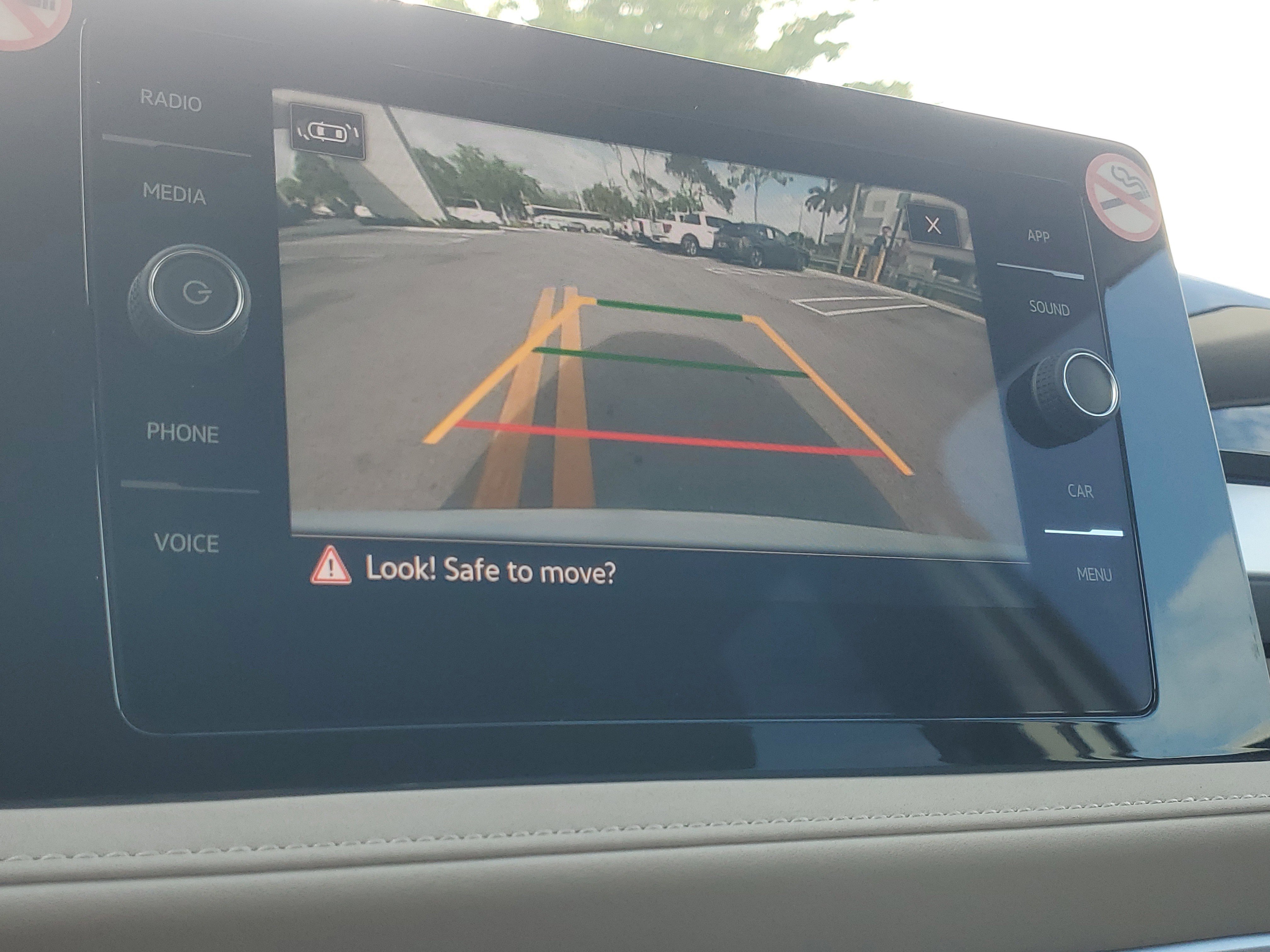 Used 2025 Volkswagen Taos SE FWD image 24