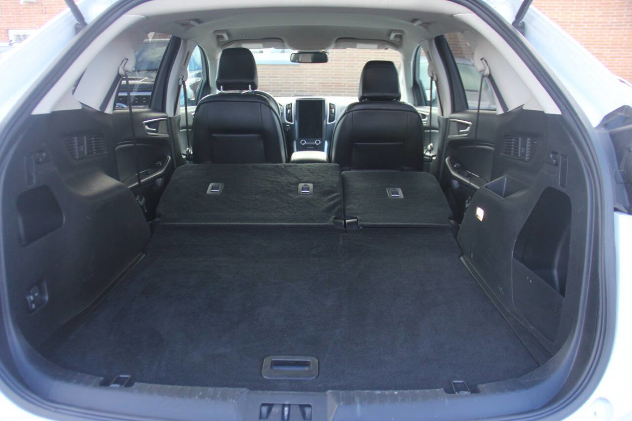 Certified 2023 Ford Edge SEL image 11