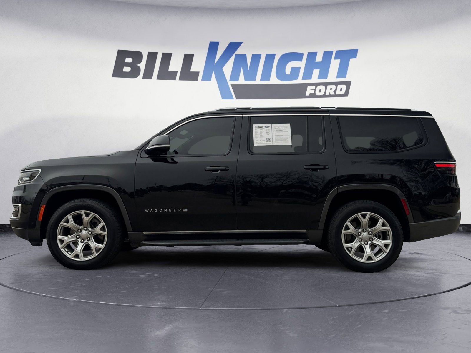 Used 2022 Jeep Wagoneer Series II image 2