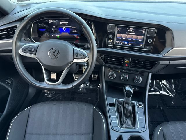 Used 2023 Volkswagen Jetta Sport FWD image 12