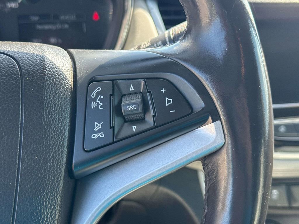 Used 2021 Chevrolet Trax LT w/ Driver Confidence Package image 32