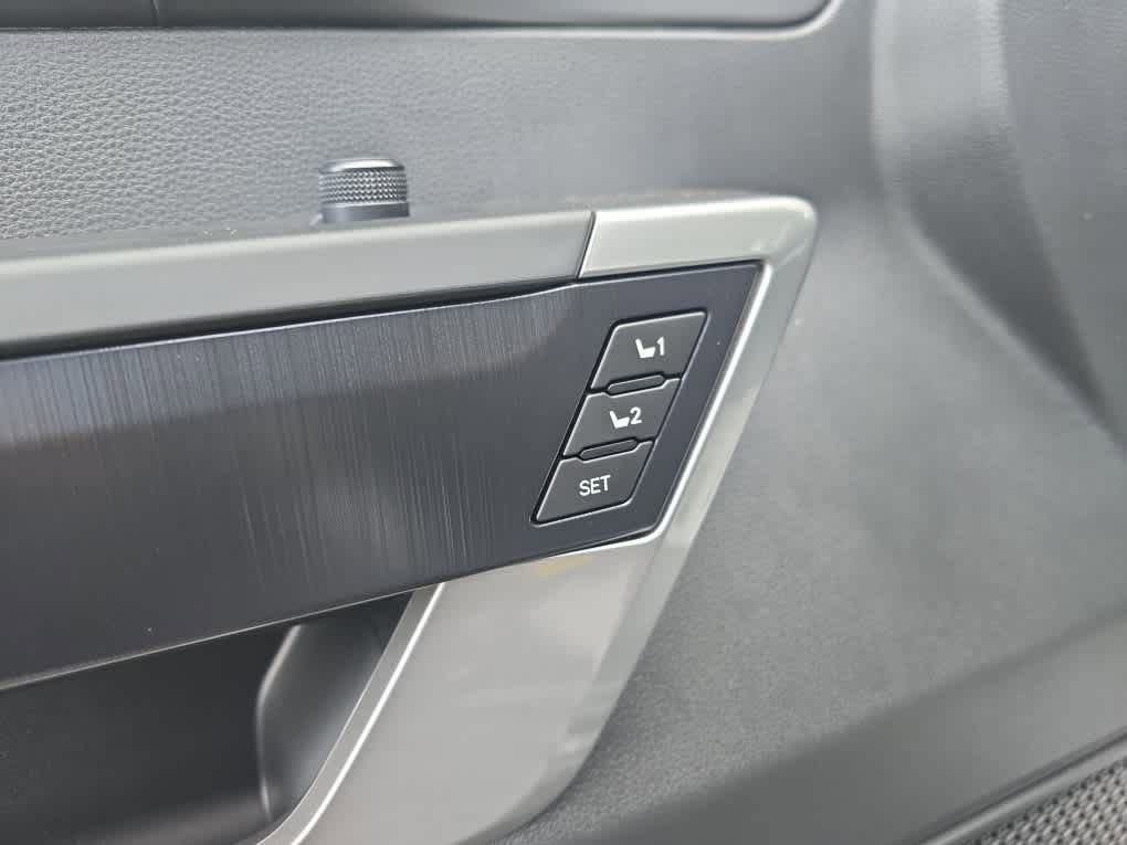 New 2025 Toyota Tundra Platinum image 27