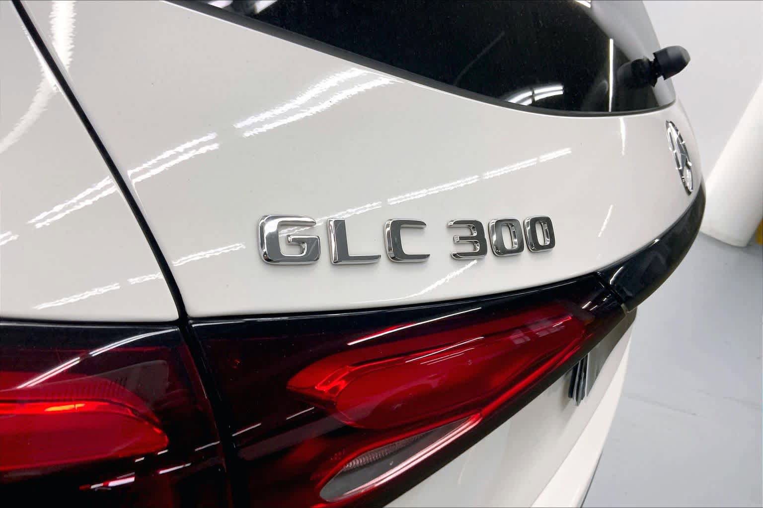 Used 2026 Mercedes-Benz GLC 300 image 14