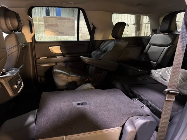 New 2027 Ford Expedition Active AWD/4WD image 23