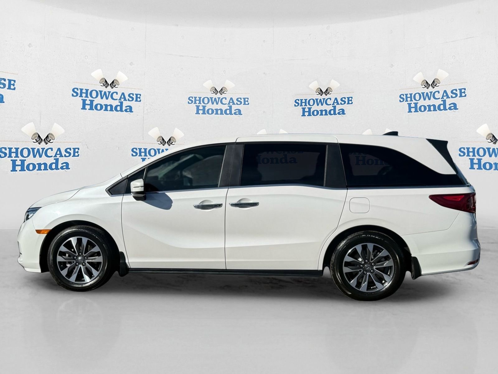 Used 2024 Honda Odyssey EX-L image 4
