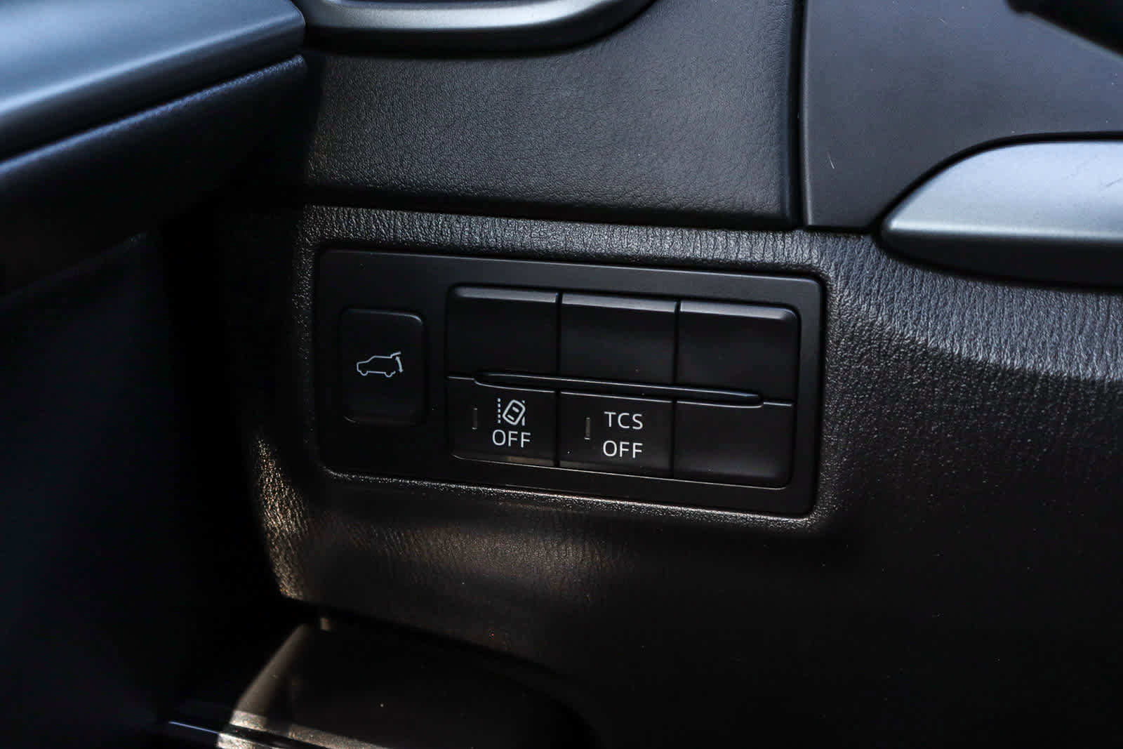 Used 2018 MAZDA CX-9 Touring image 32