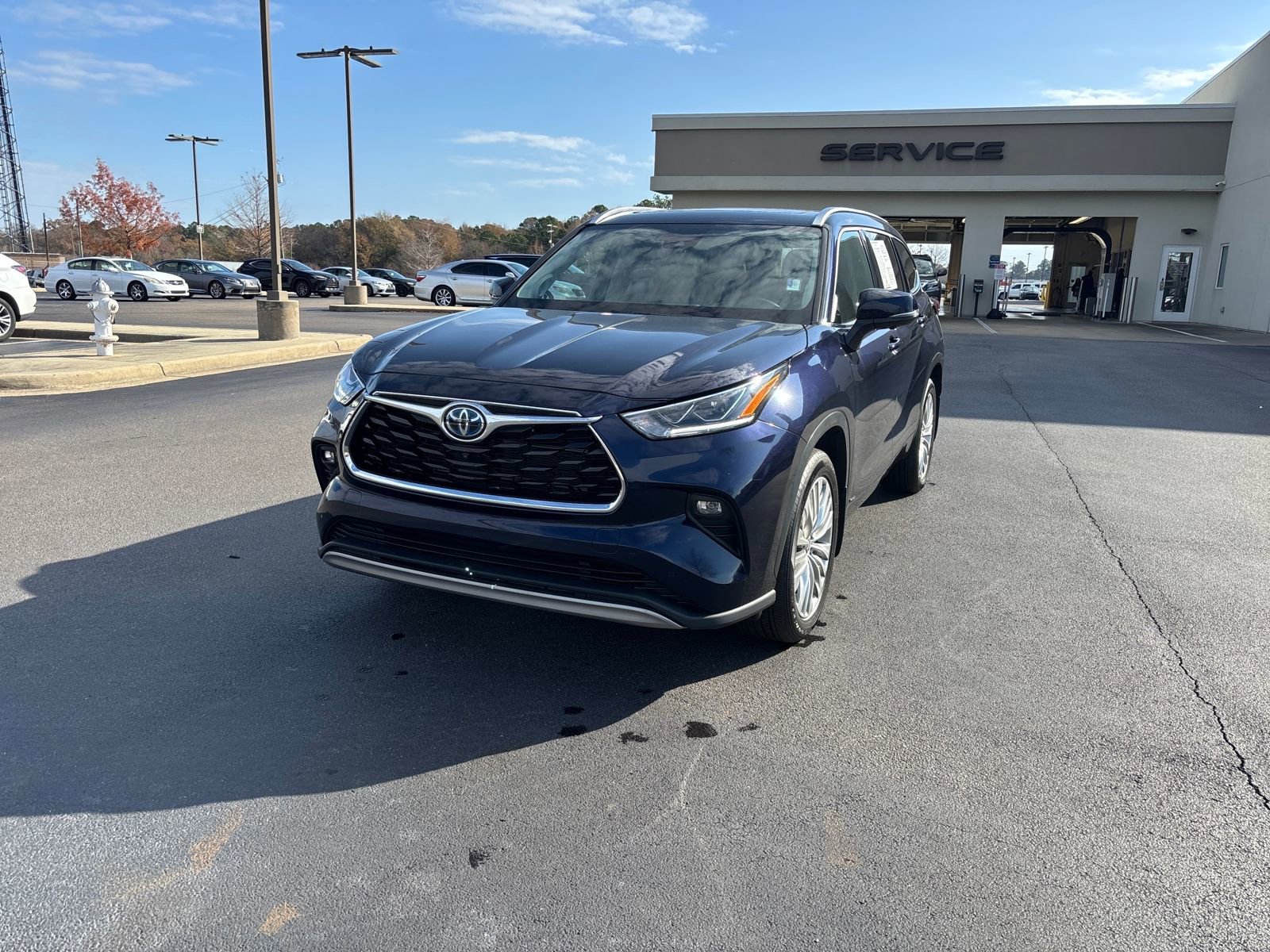Used 2023 Toyota Highlander Platinum