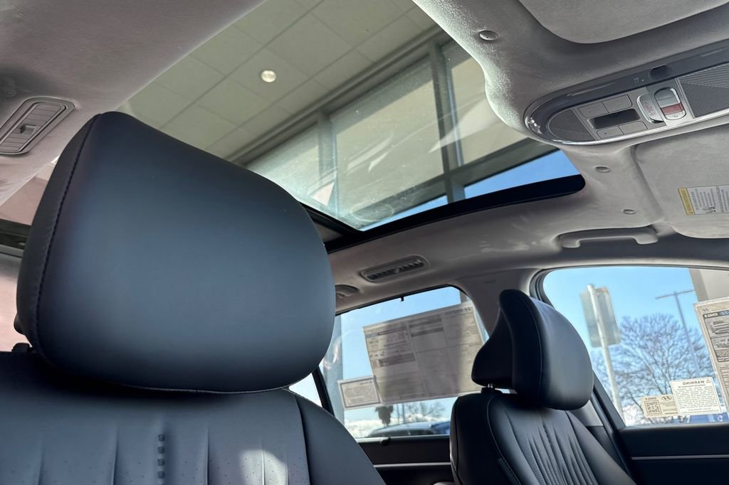 New 2026 Hyundai Ioniq 9 Calligraphy image 15