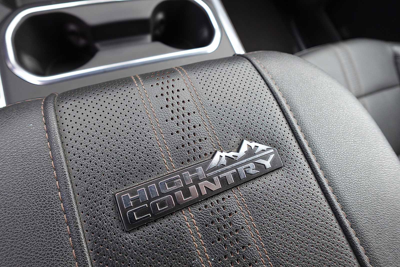 Used 2024 Chevrolet Silverado 2500 High Country image 28