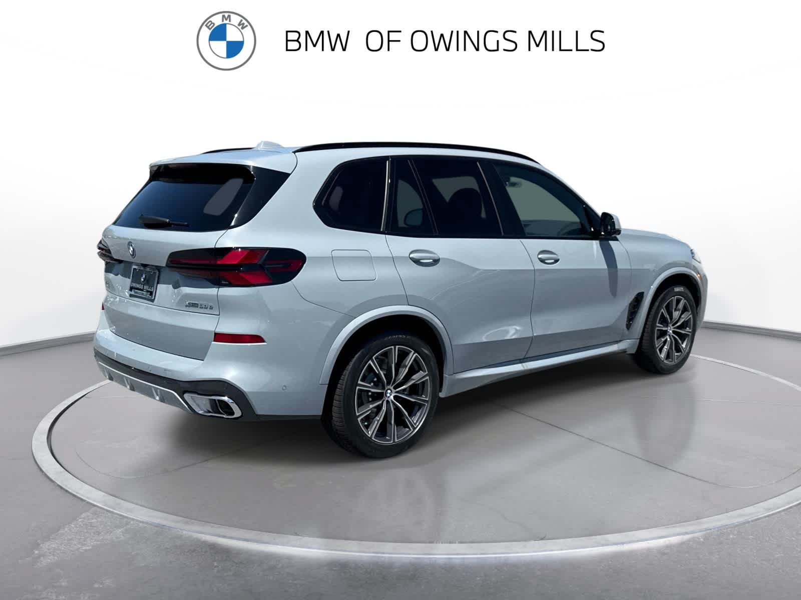 New 2026 BMW X5 xDrive50e w/ M Sport Package AWD/4WD image 9