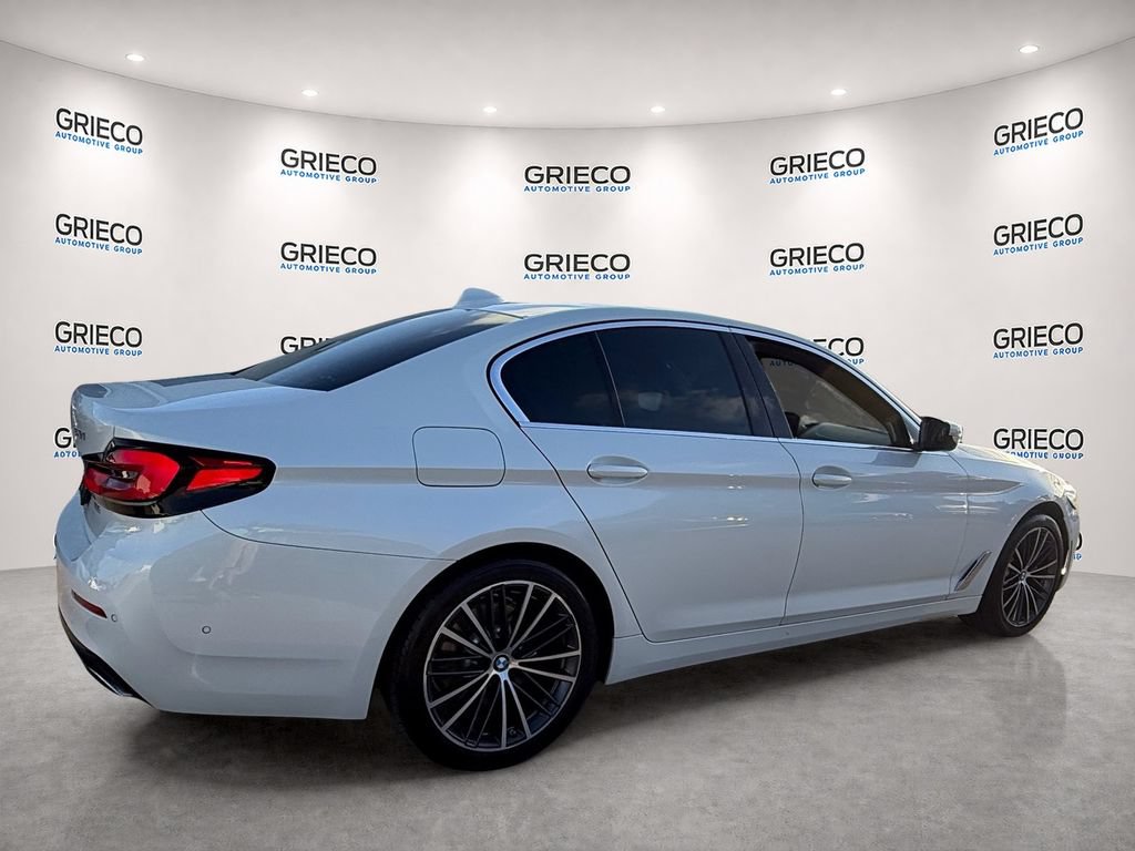 Used 2021 BMW 540i w/ Premium Package RWD image 7