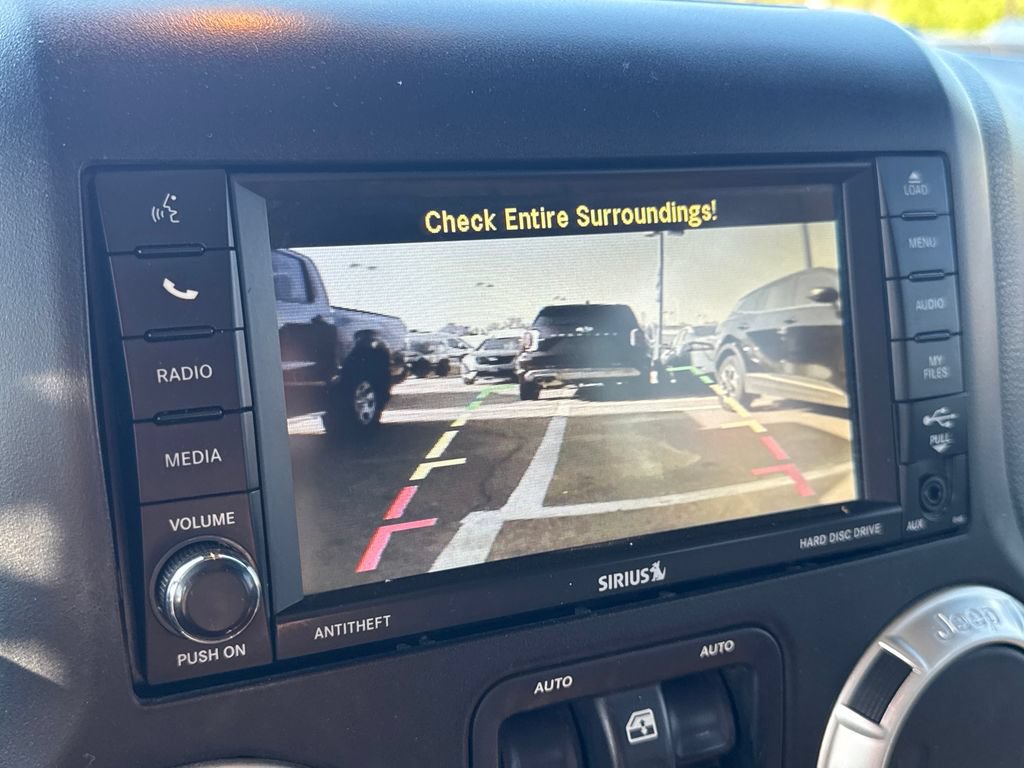 Used 2013 Jeep Wrangler Unlimited Sahara w/ Connectivity Group AWD/4WD image 17