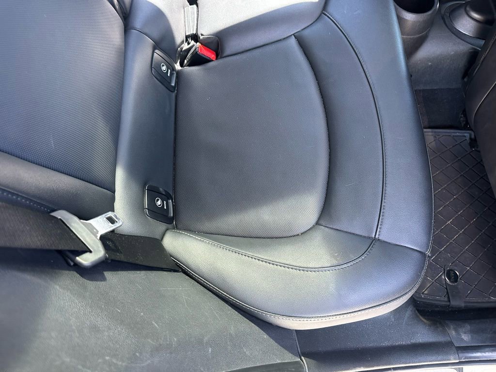 Used 2019 MINI Cooper S image 19