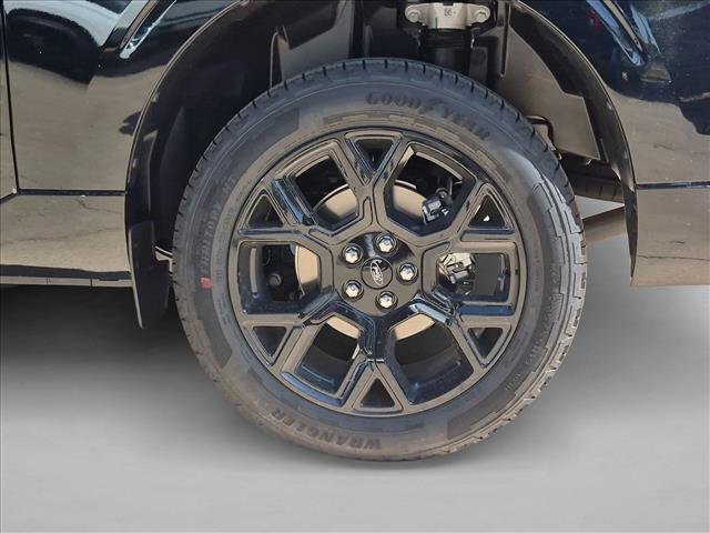 New 2026 Ford Maverick Lobo AWD/4WD image 10