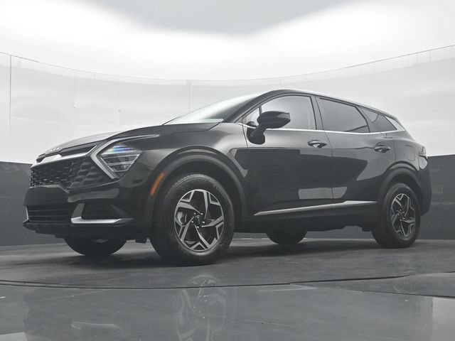 Used 2025 Kia Sportage LX AWD/4WD image 28