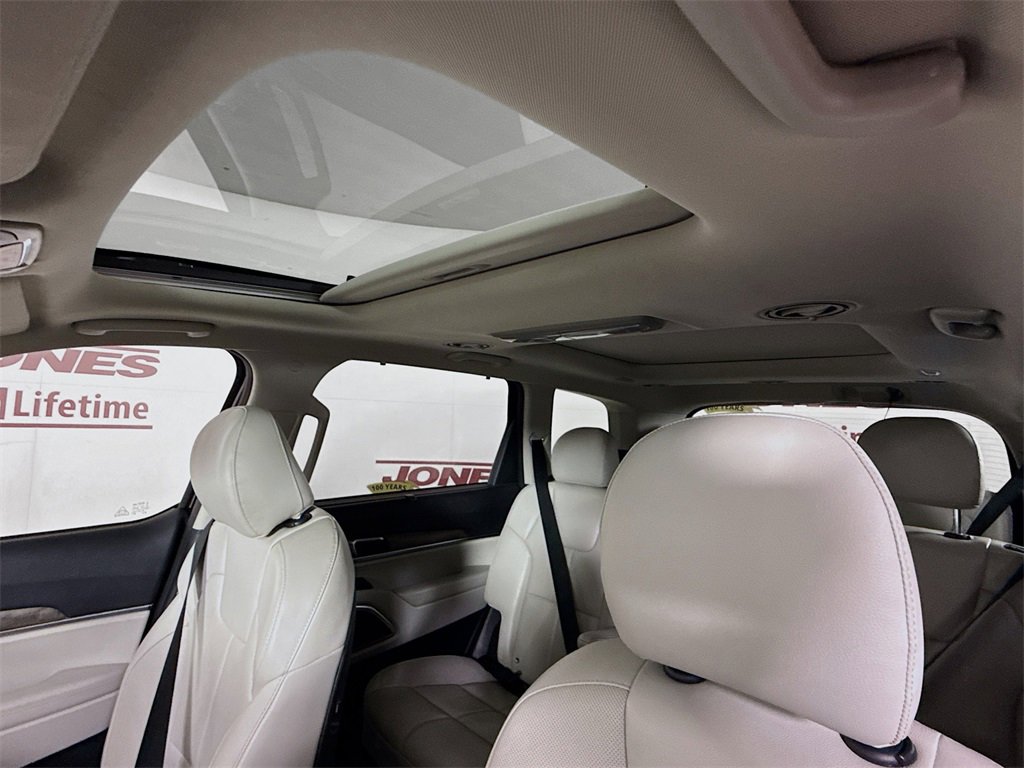 Used 2020 Kia Telluride SX image 11