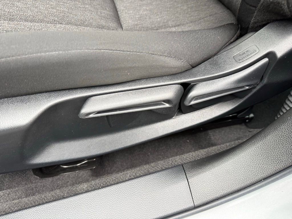 Used 2023 Honda Accord LX image 15