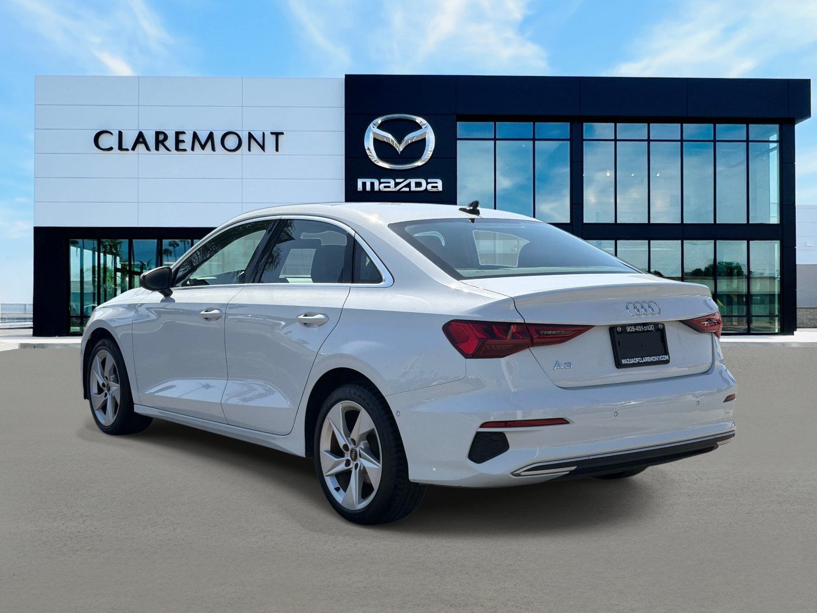Used 2024 Audi A3 2.0T Premium FWD image 6