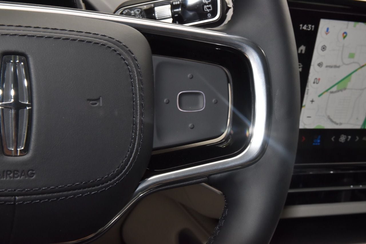 New 2026 Lincoln Nautilus Reserve AWD/4WD image 31